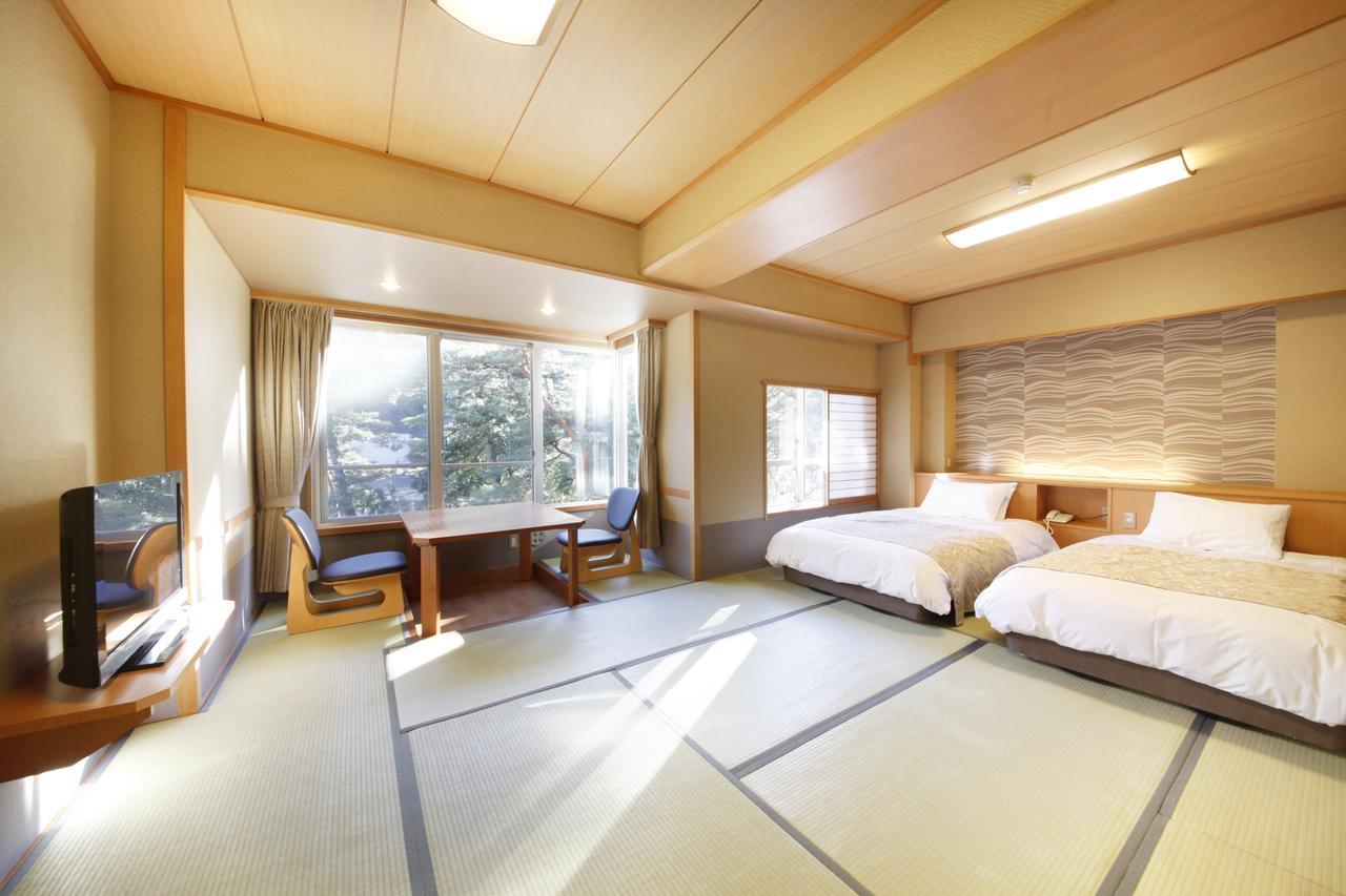 Shimobe Hotel Minobu Exterior foto