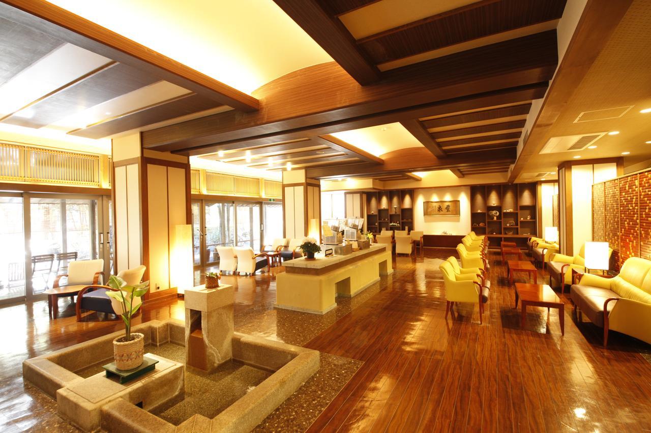 Shimobe Hotel Minobu Exterior foto